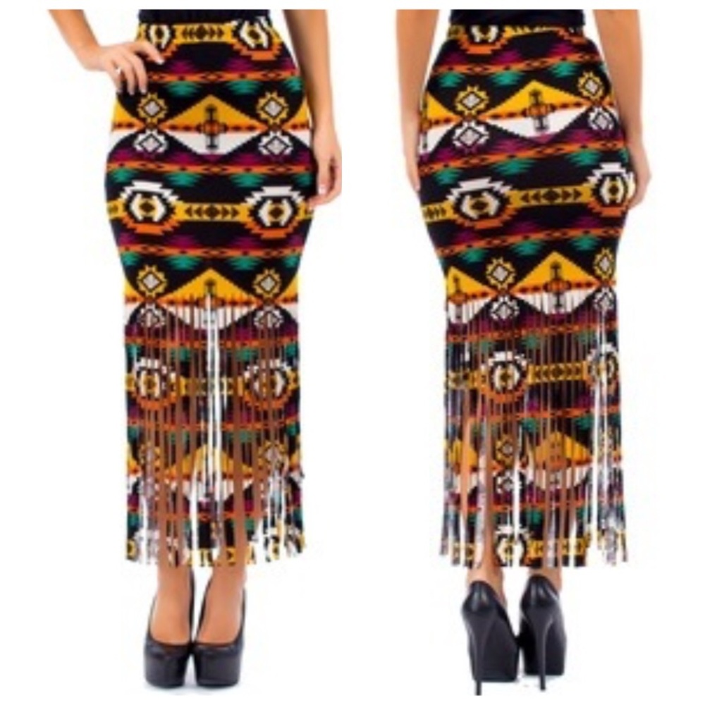 AZTEC PRINTED FRINGE SKIRT